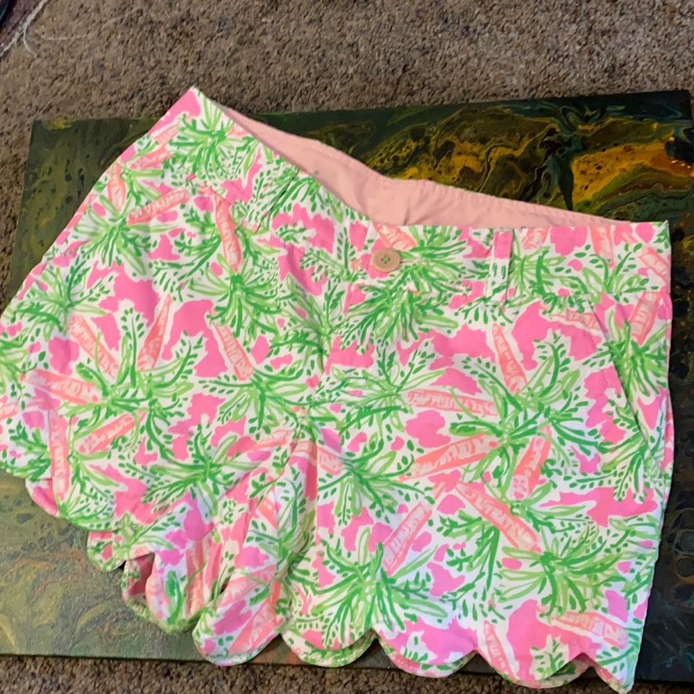 Size 4 Nibbles buttercup shorts